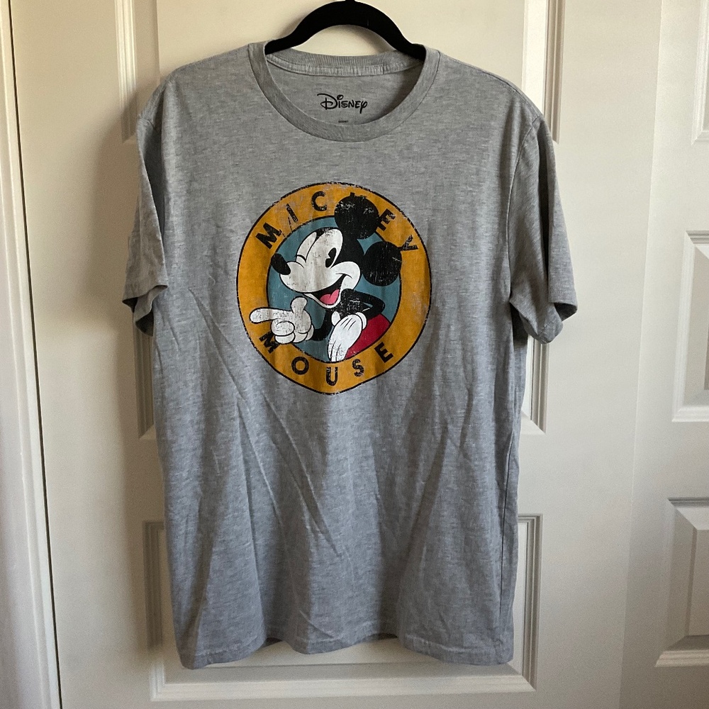 Disney Mickey Mouse‎ Grey Graphic Tee - Size Large